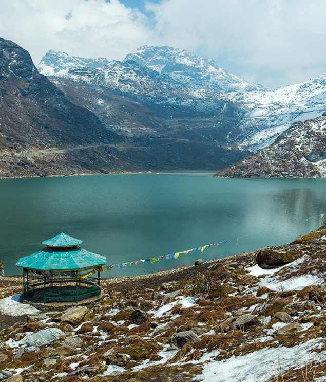 Gangtok - Lachen - Lachung - Pelling - Darjeeling